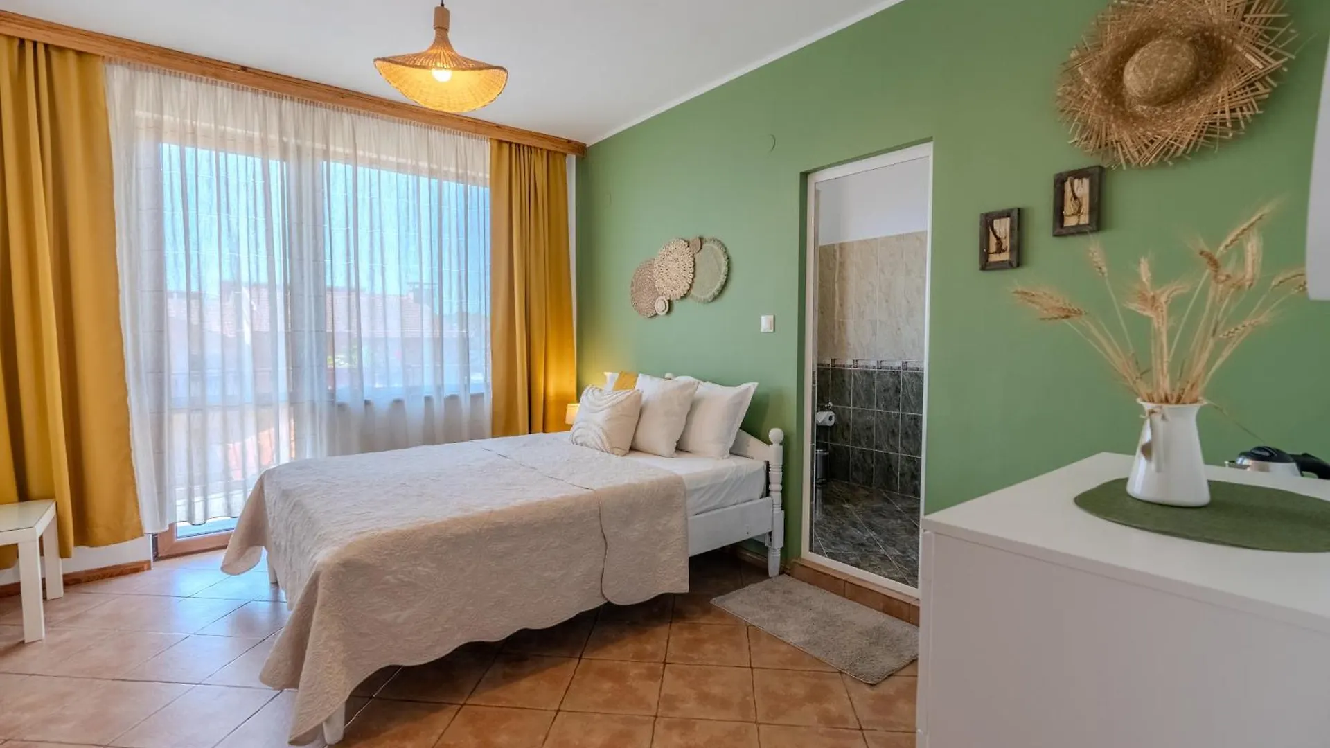 Kalina Guest Rooms Sozopol 0*,