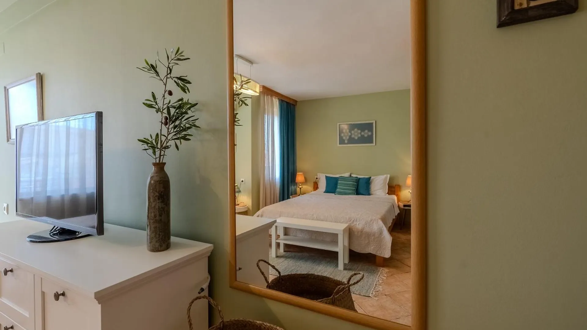 Kalina Guest Rooms Sozopol